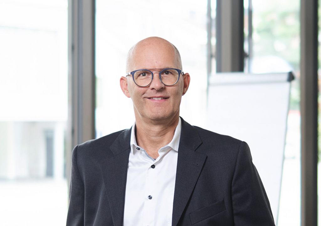 Roland Lichtin